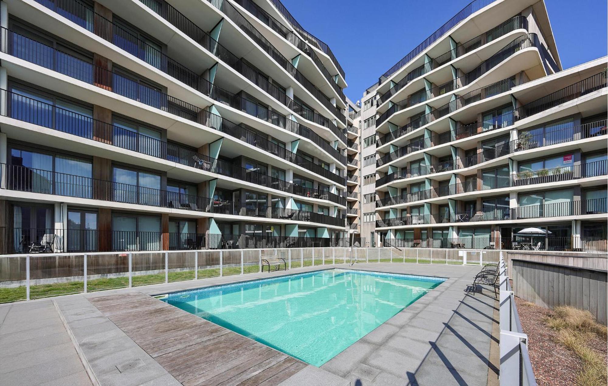 Appartement Front In *